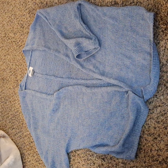 💙Old Navy Blue Textured Short Sleeve Cardigan - Picture 2 of 8